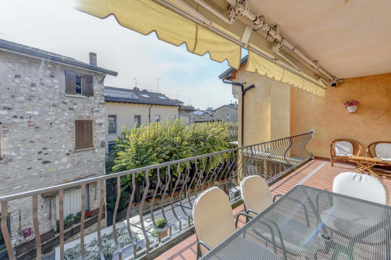 Prestige Apartment Sirmione Eksteriør billede