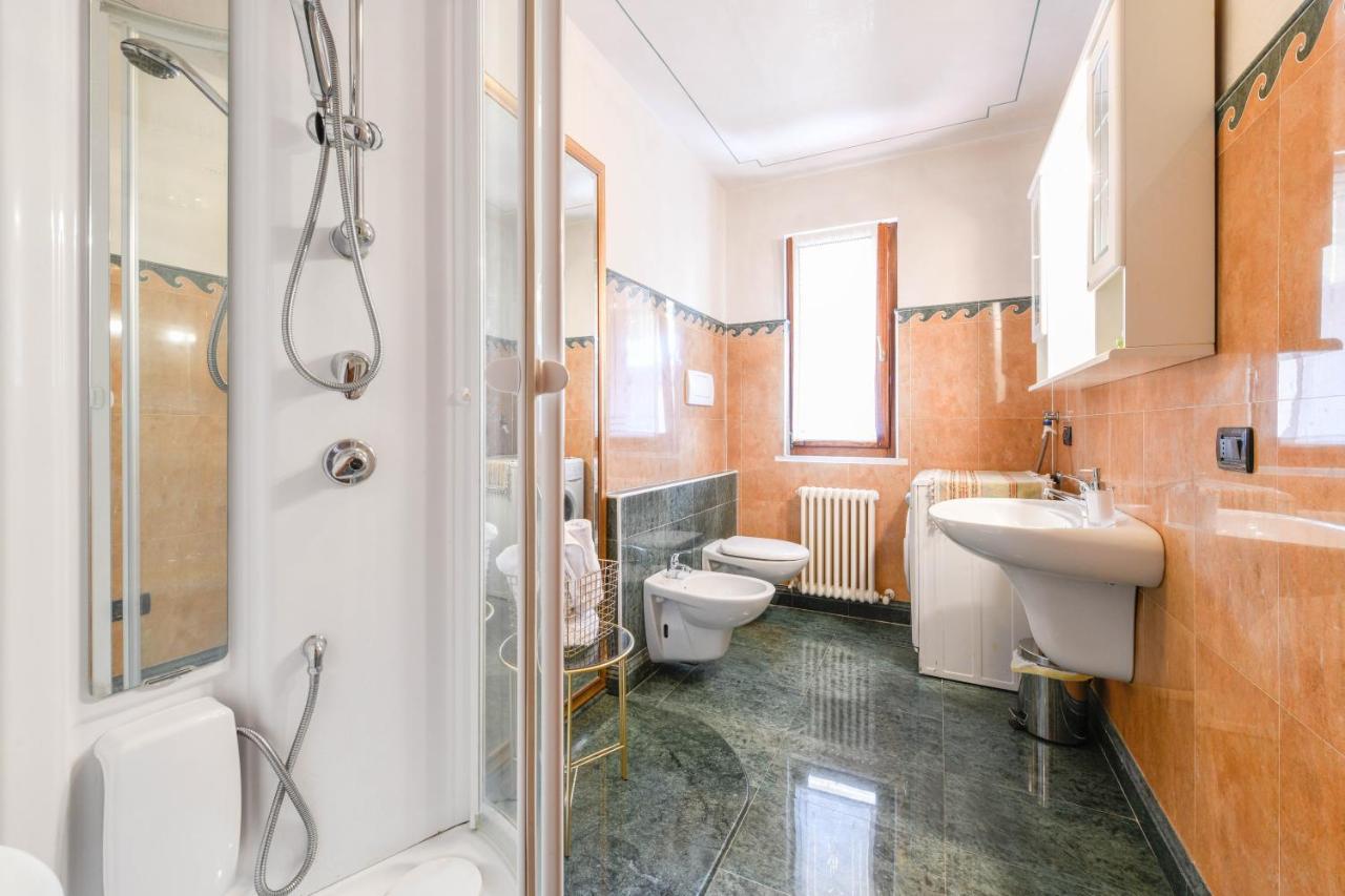 Prestige Apartment Sirmione Eksteriør billede