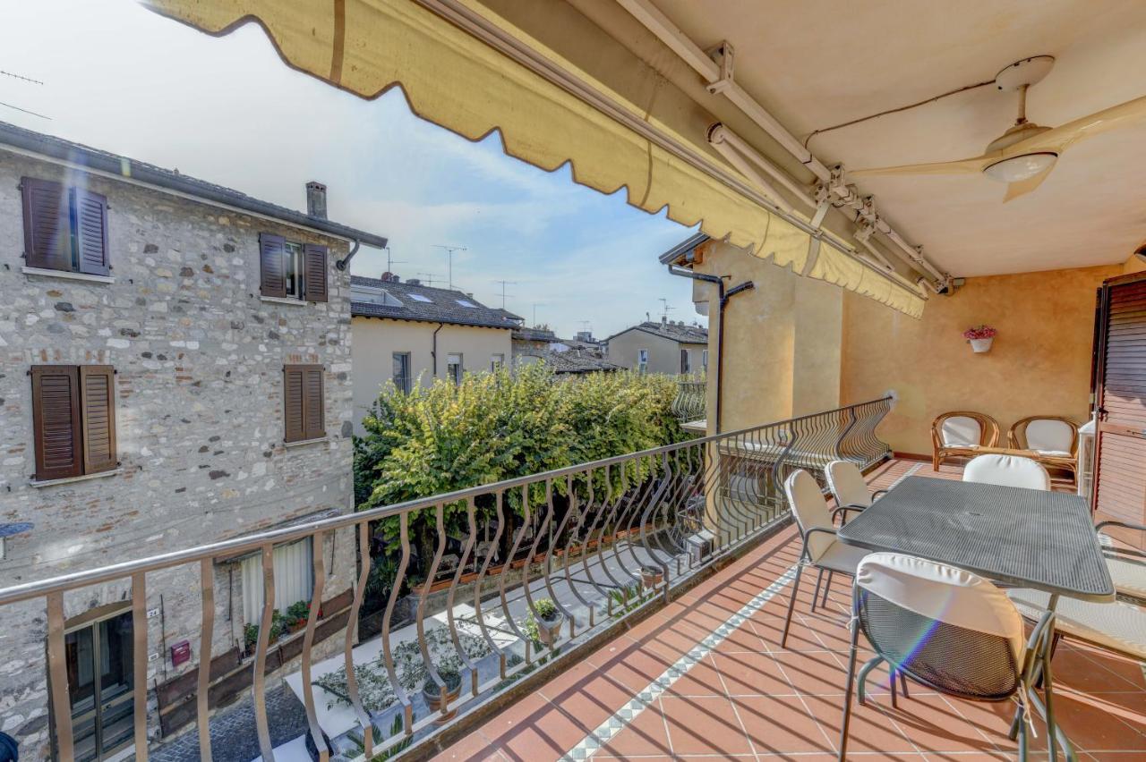 Prestige Apartment Sirmione Eksteriør billede
