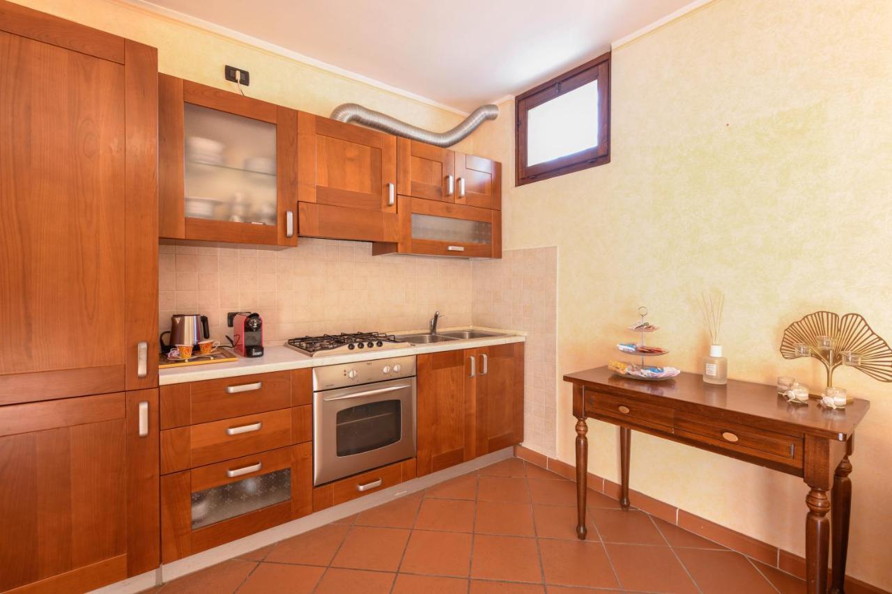 Prestige Apartment Sirmione Eksteriør billede
