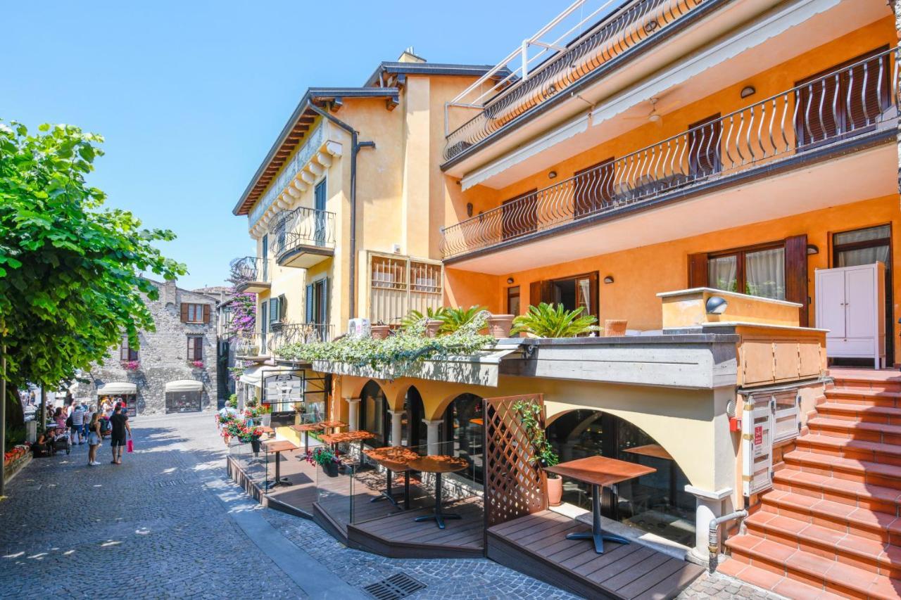 Prestige Apartment Sirmione Eksteriør billede